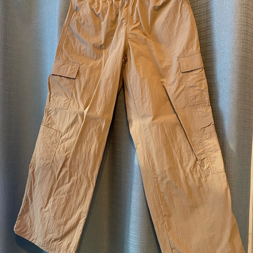 WOMEN’s and GIRLS (NOT MEN’S AS SEEN BELOW in category) wide leg casual pants